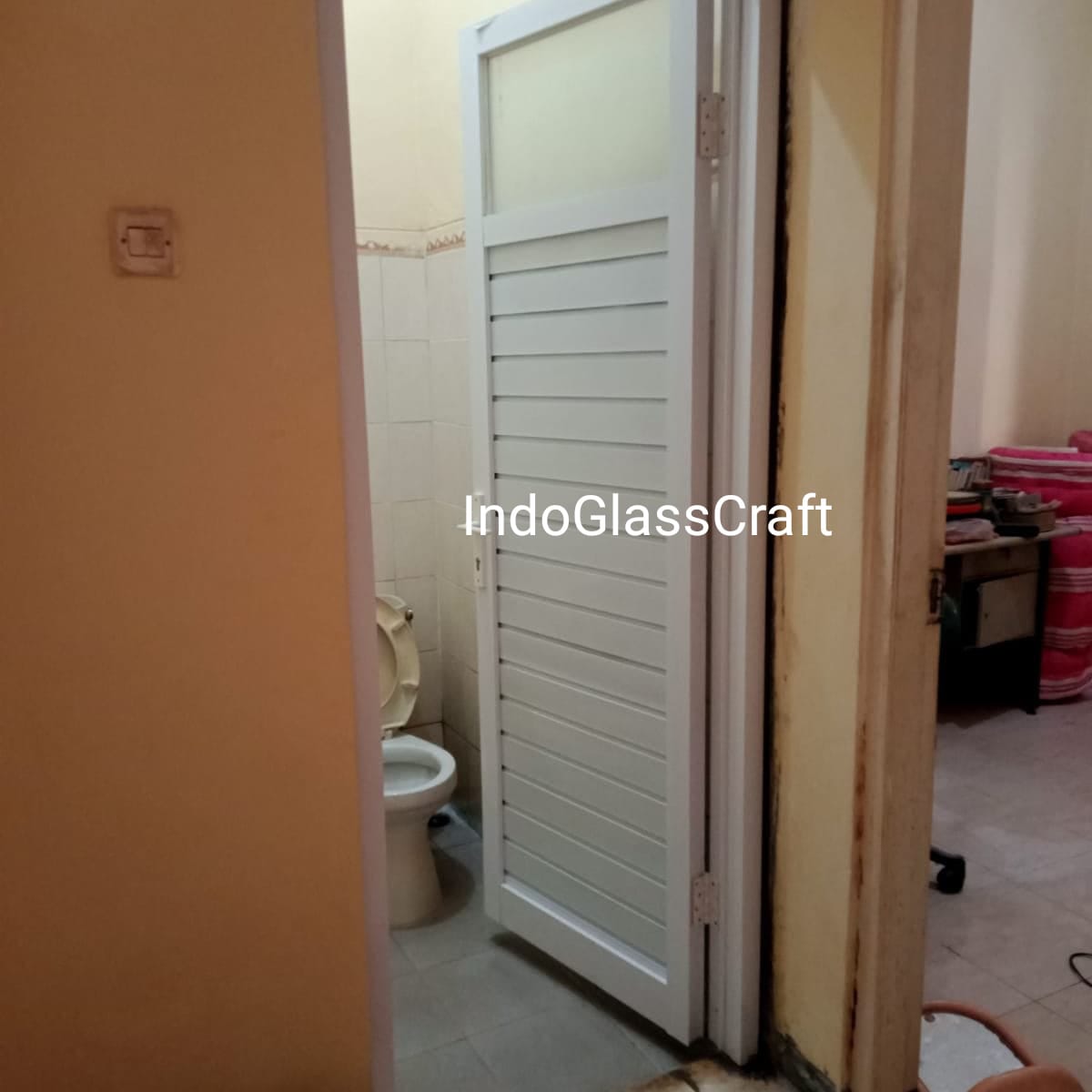 Jasa Partisi Aluminium Klaten Kelebihan dan Kekurangan Kusen Pintu Aluminium
