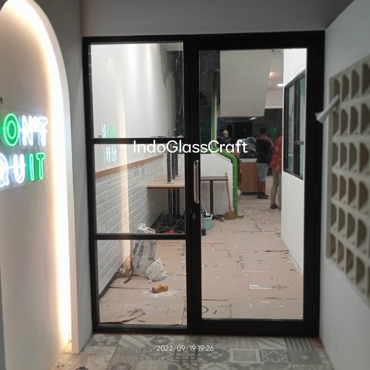 Cendela Partisi Aluminium Cendela Partisi Aluminium